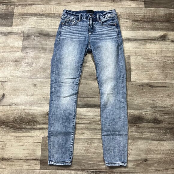 Buckle Denim - Buckle Black Fit No. 53 Mid Rise Denim Skinny Jeans Light Wash Women’s Size 25